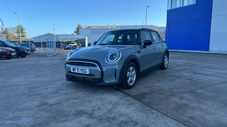 MINI Hatchback 1.5 Cooper Classic 5dr Auto Petrol Hatchback